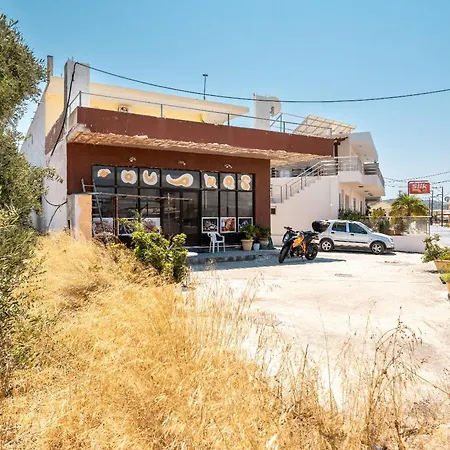 Anthi Apartment *